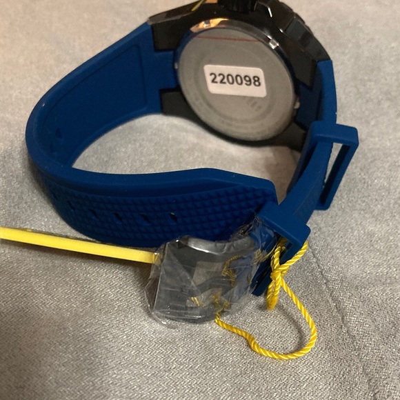 Invicta Aviator
Men 50mm Stainless Steel Black Blue dial VD78 Quartz 49300 - Picture 3 of 7